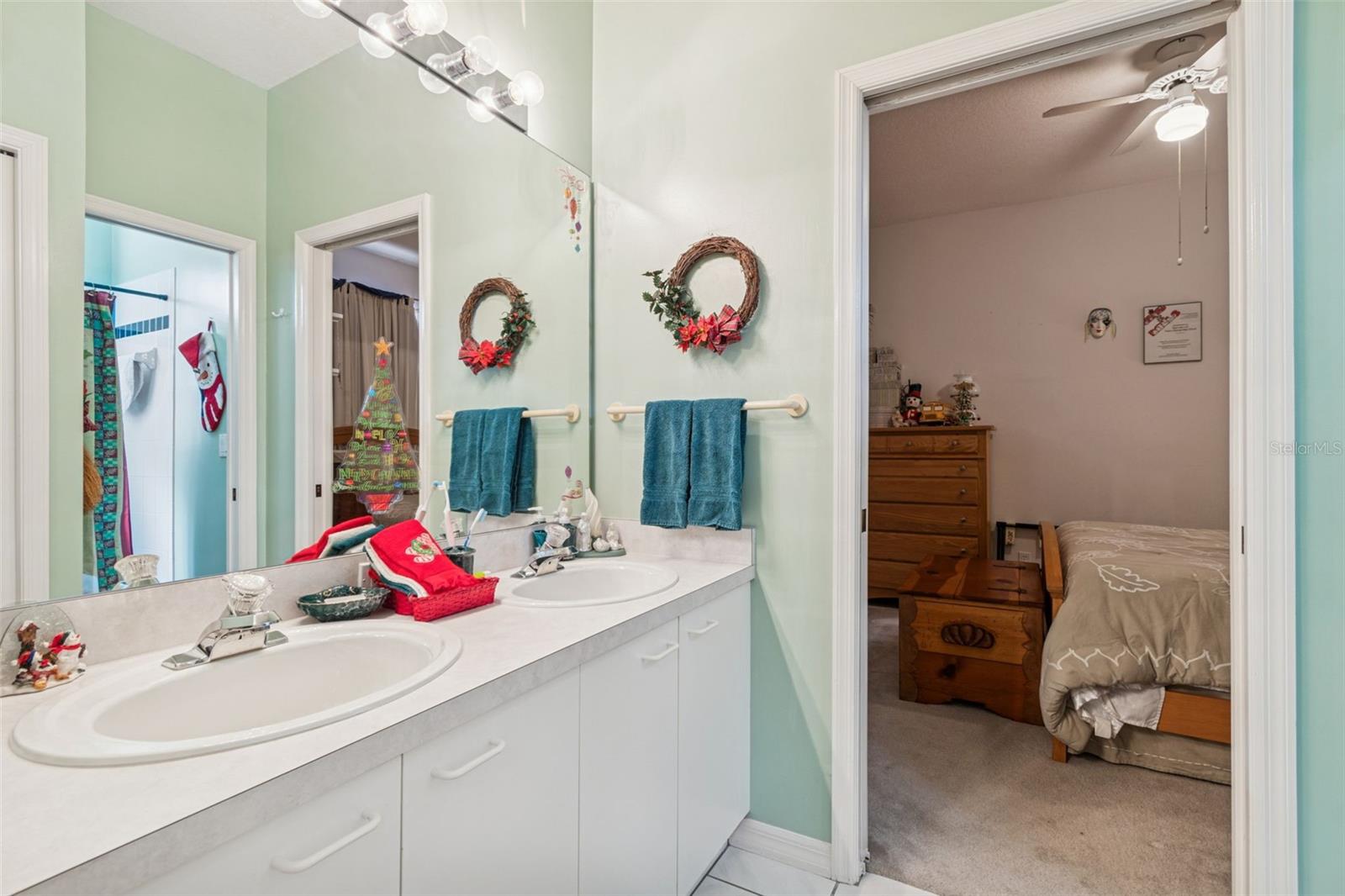 WHITCOMB PLACE - Residential