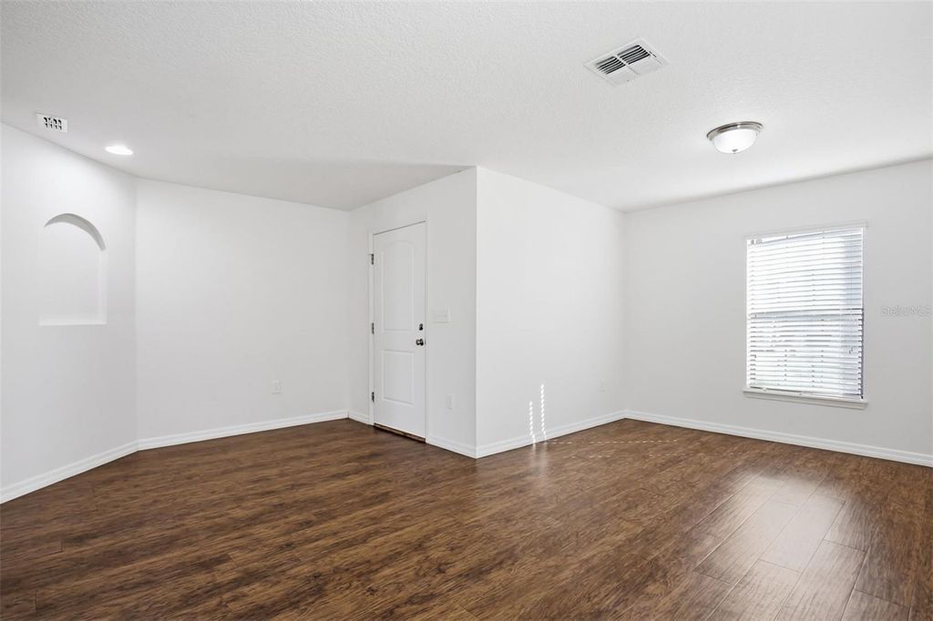 Photo of 906 Wynnmere Walk Avenue, Ruskin, FL 33570 (MLS # O6376794)