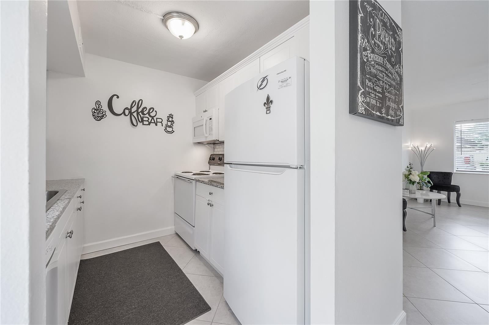 PALMA CEIA GARDENS CONDO - Residential