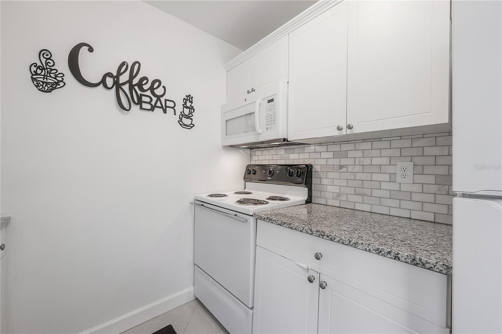 PALMA CEIA GARDENS CONDO - Residential