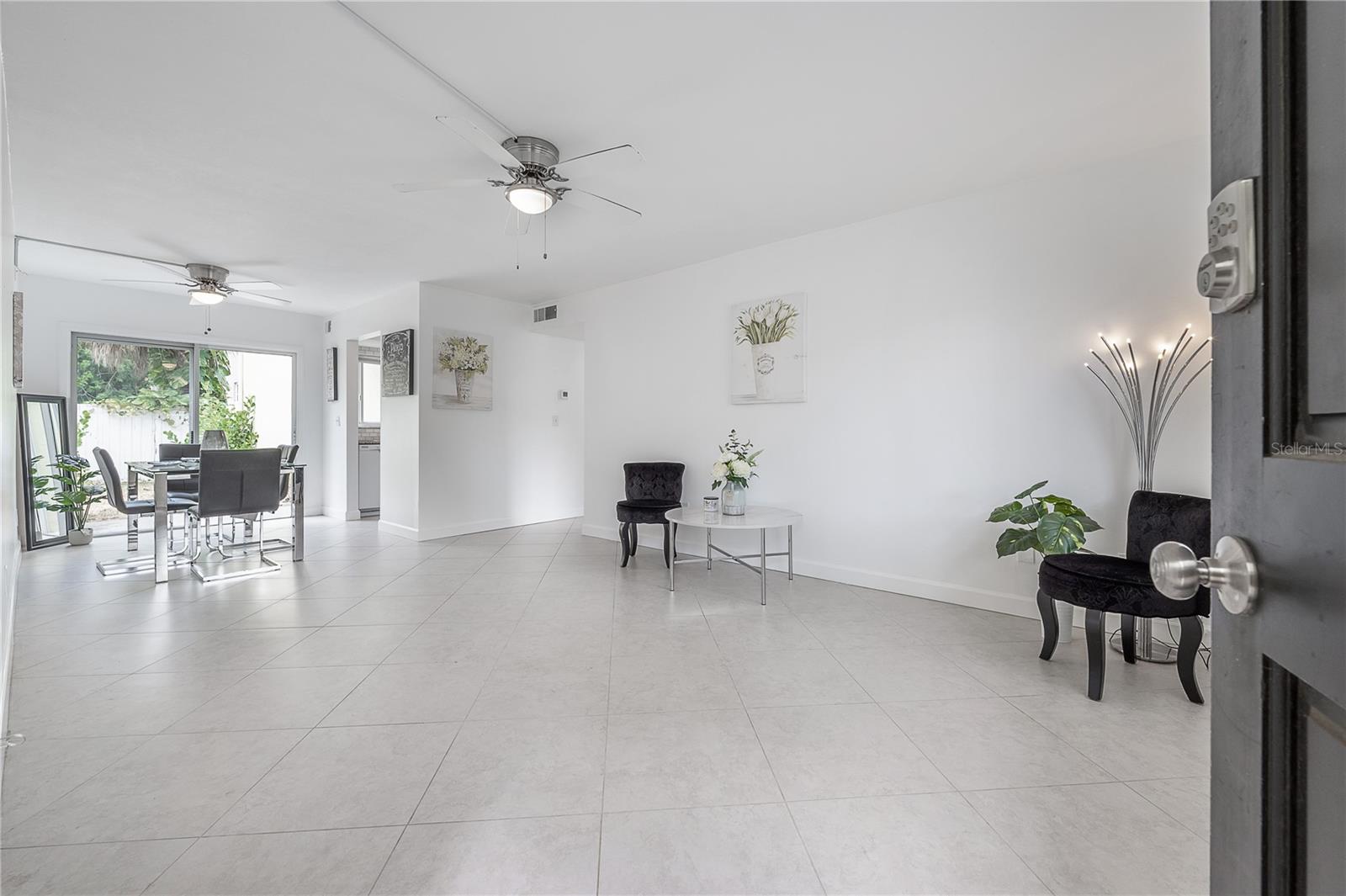 PALMA CEIA GARDENS CONDO - Residential