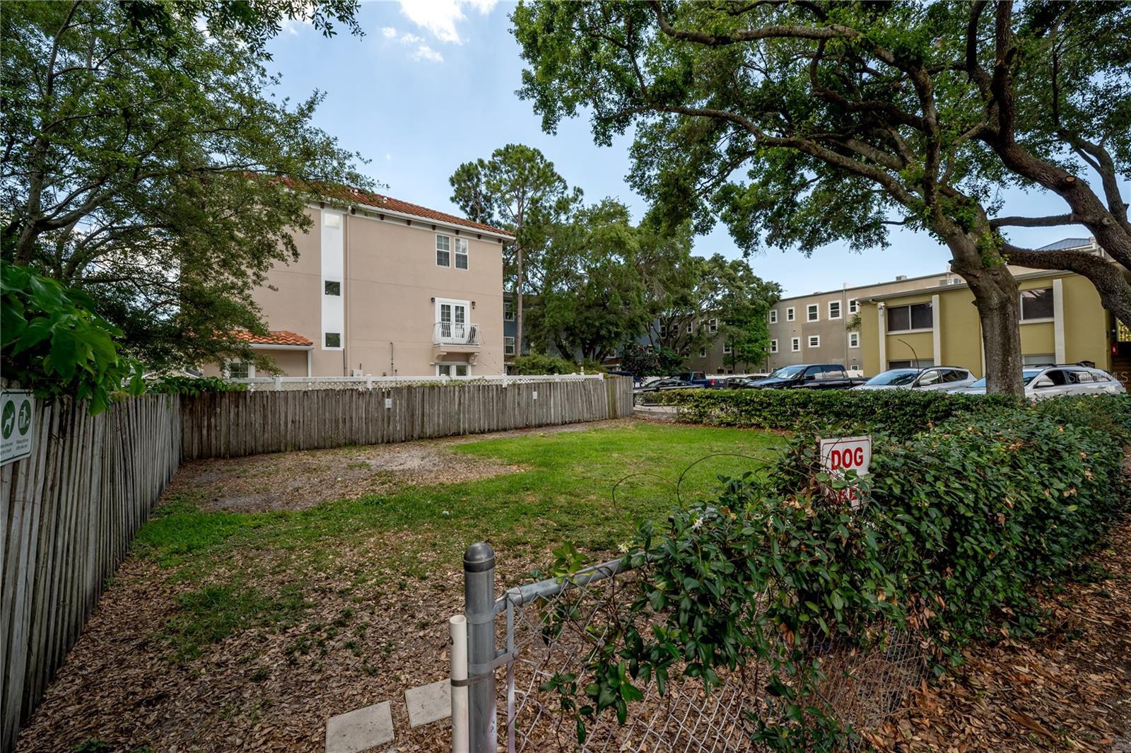 PALMA CEIA GARDENS CONDO - Residential