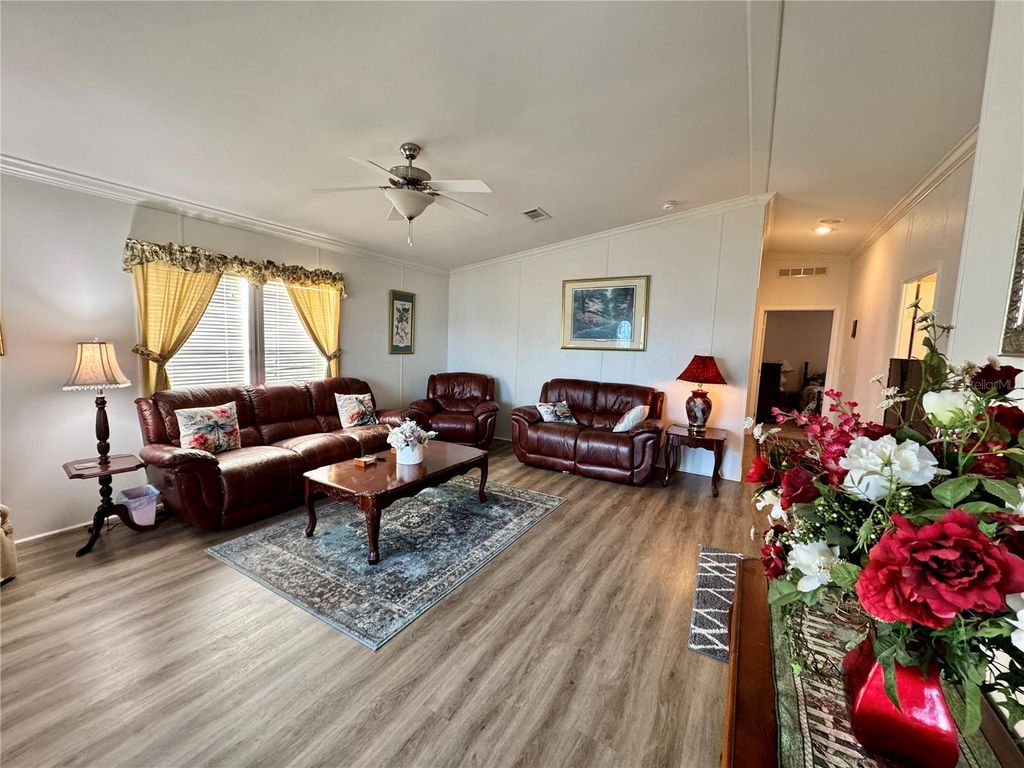 Photo of 1007 50th Avenue W, Bradenton, FL 34207 (MLS # A4684742)