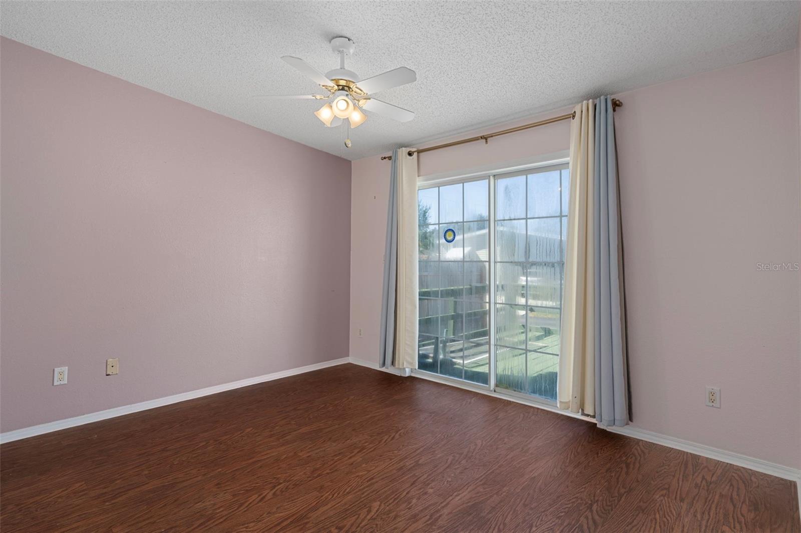 LAKE LINDA CIRCLE COOPERATIVE - Residential