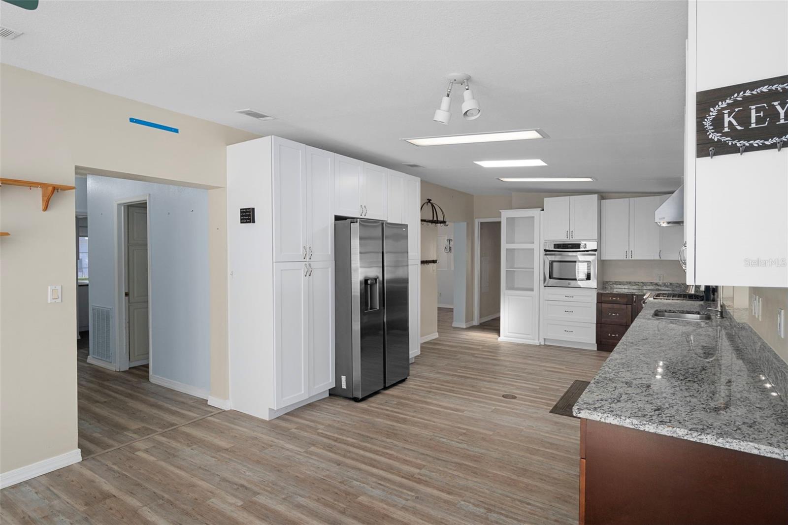 LAKE LINDA CIRCLE COOPERATIVE - Residential