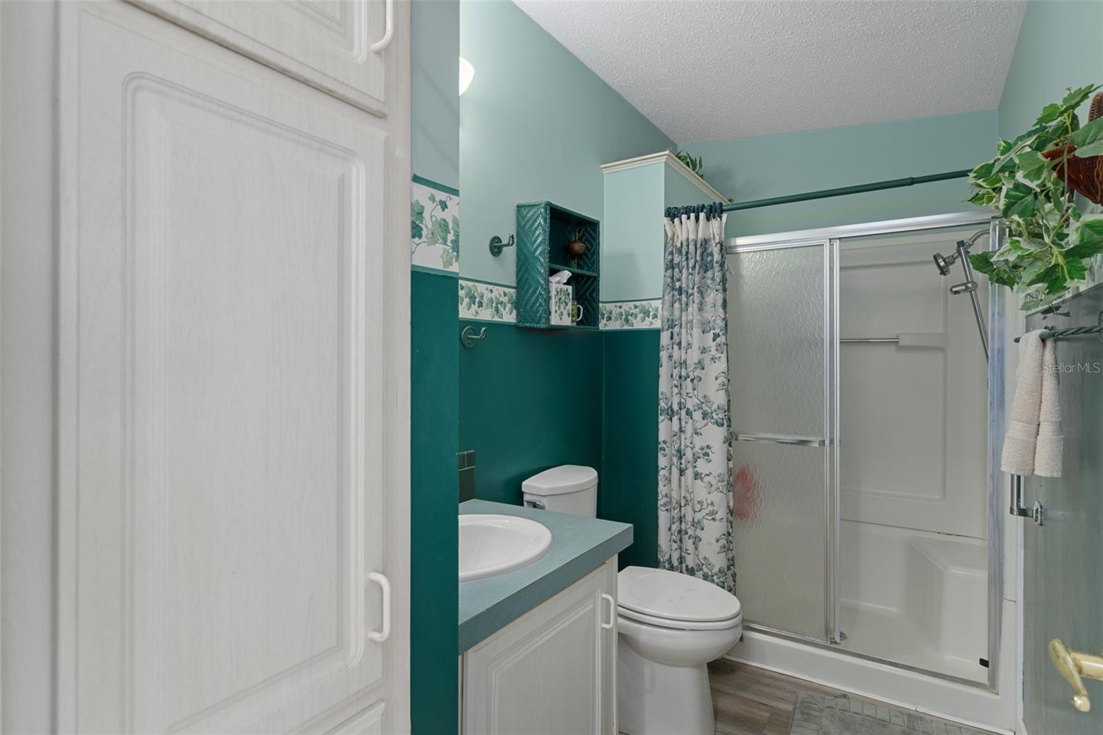 LAKE LINDA CIRCLE COOPERATIVE - Residential