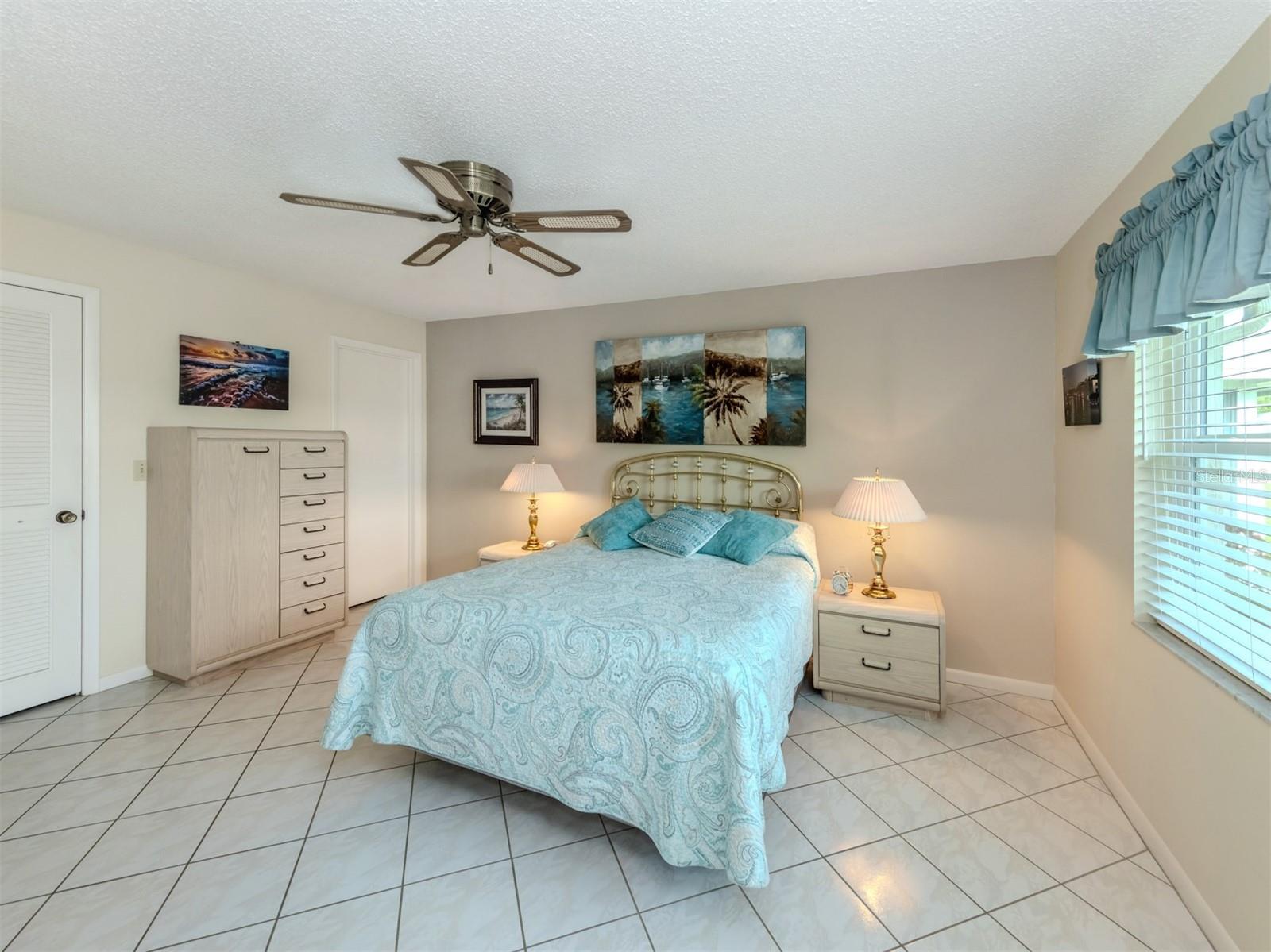 HERON SHORES - Residential