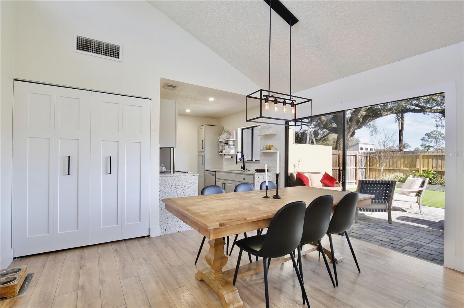 WINDWARD SQUARE SEC 1 - Residential Lease