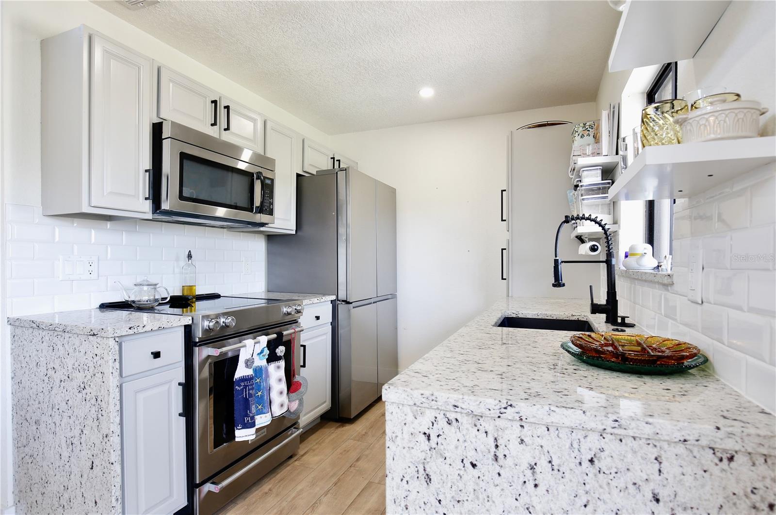 WINDWARD SQUARE SEC 1 - Residential Lease