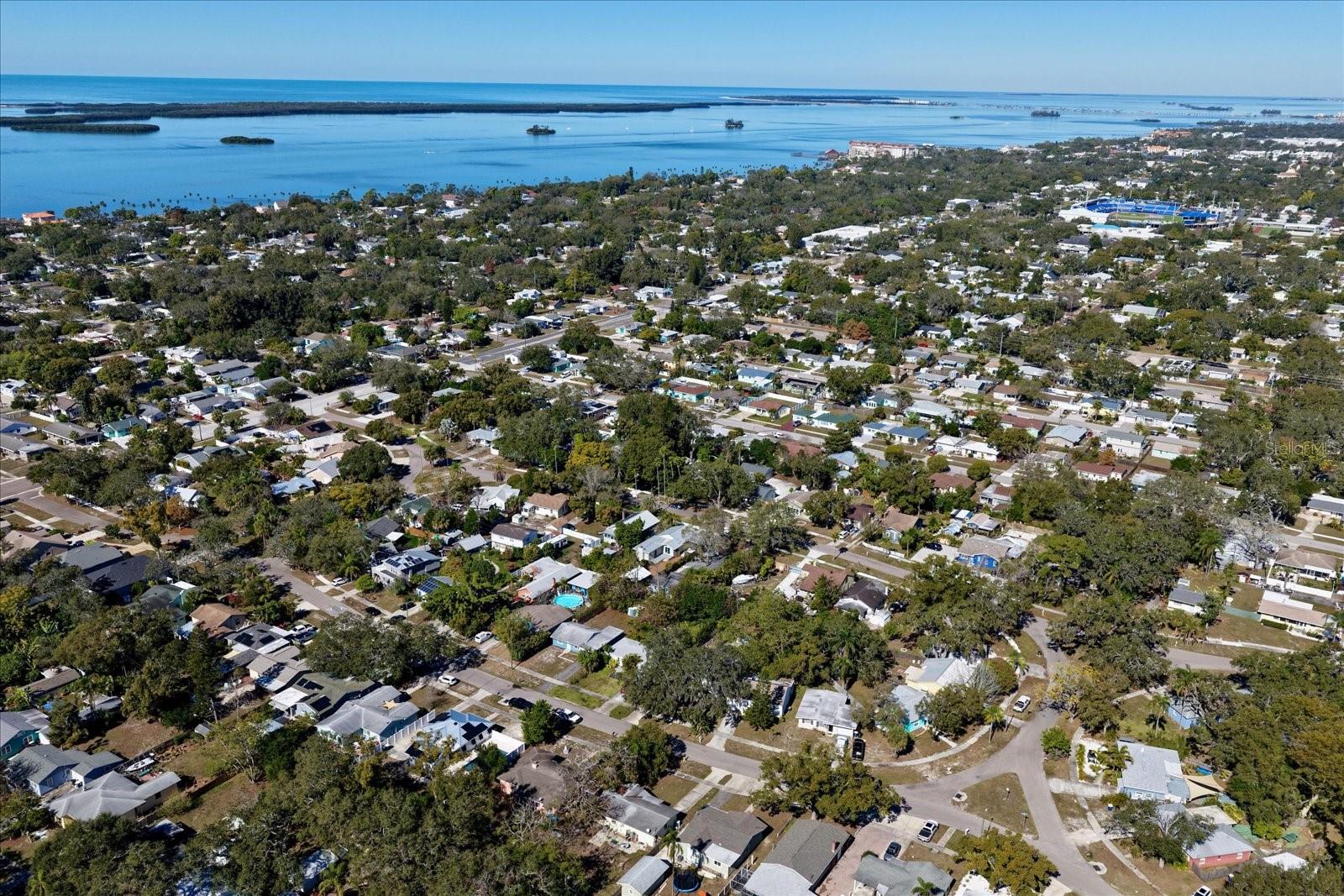 SHADOW LAWN - Residential