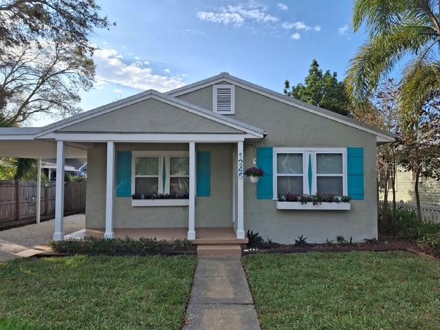 SHADOW LAWN - Residential