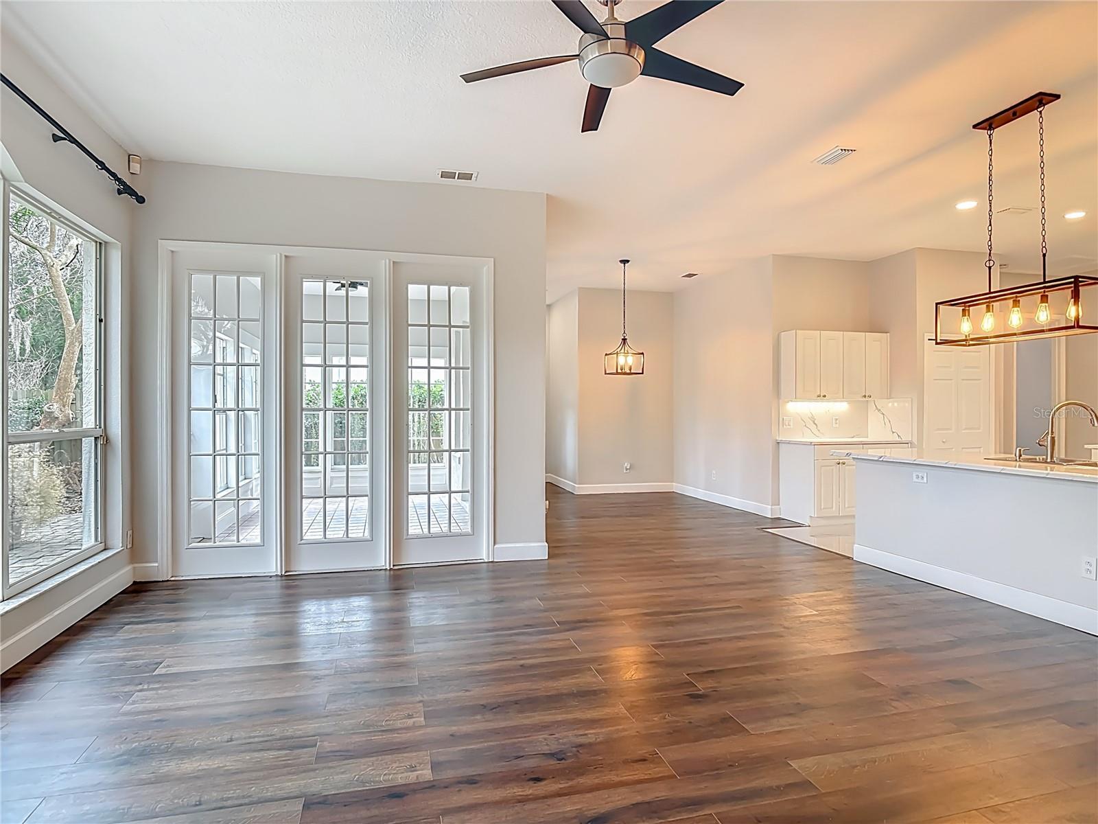 KINGS CROSSING PH 01A - Residential Lease