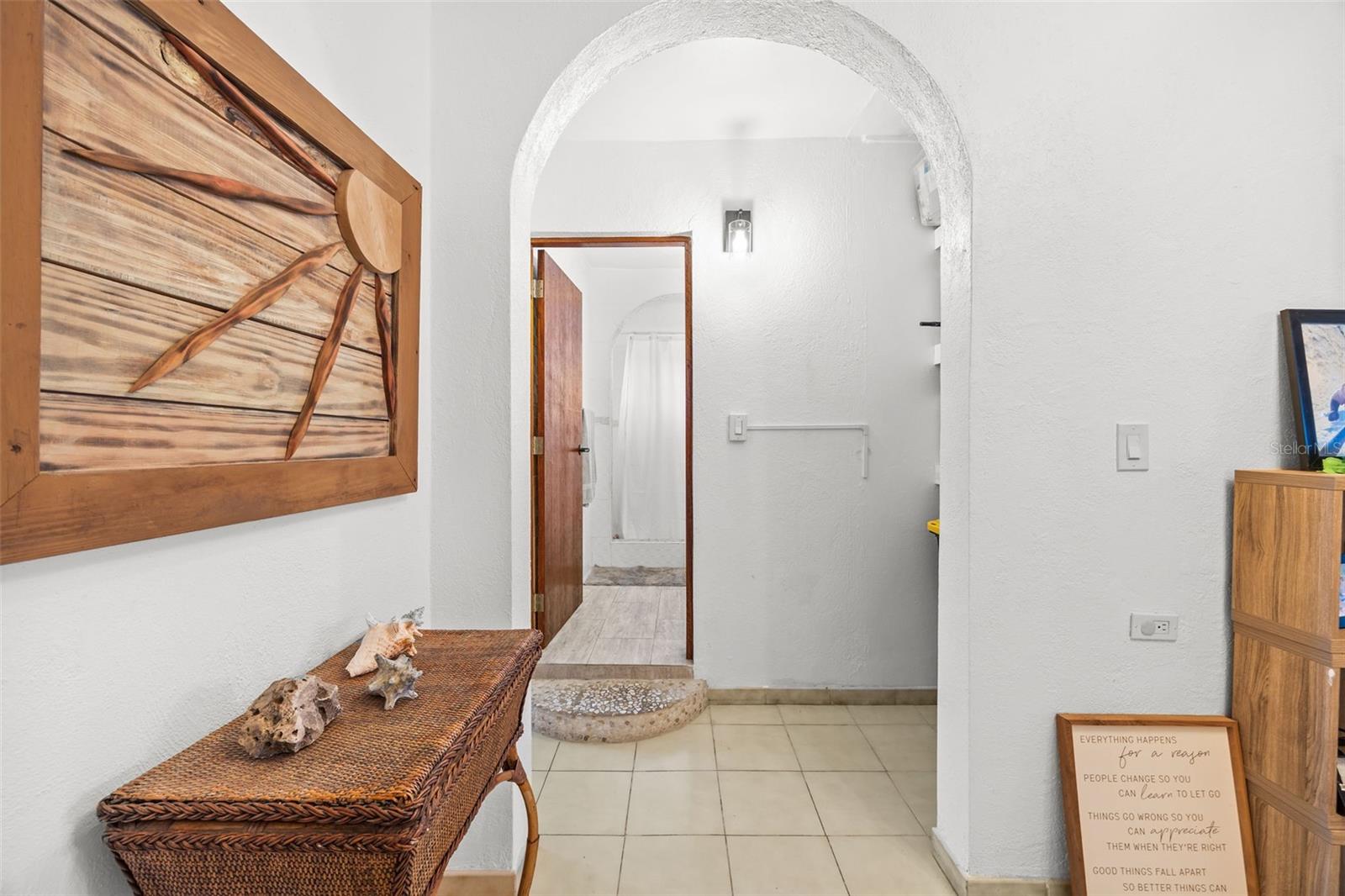 MAMEYAL - Residential