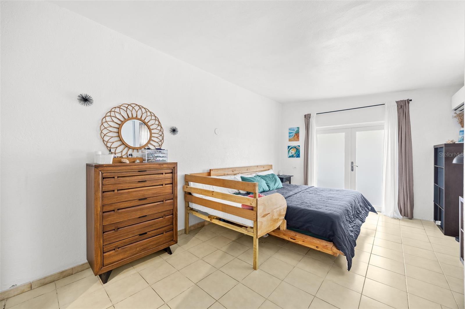 MAMEYAL - Residential