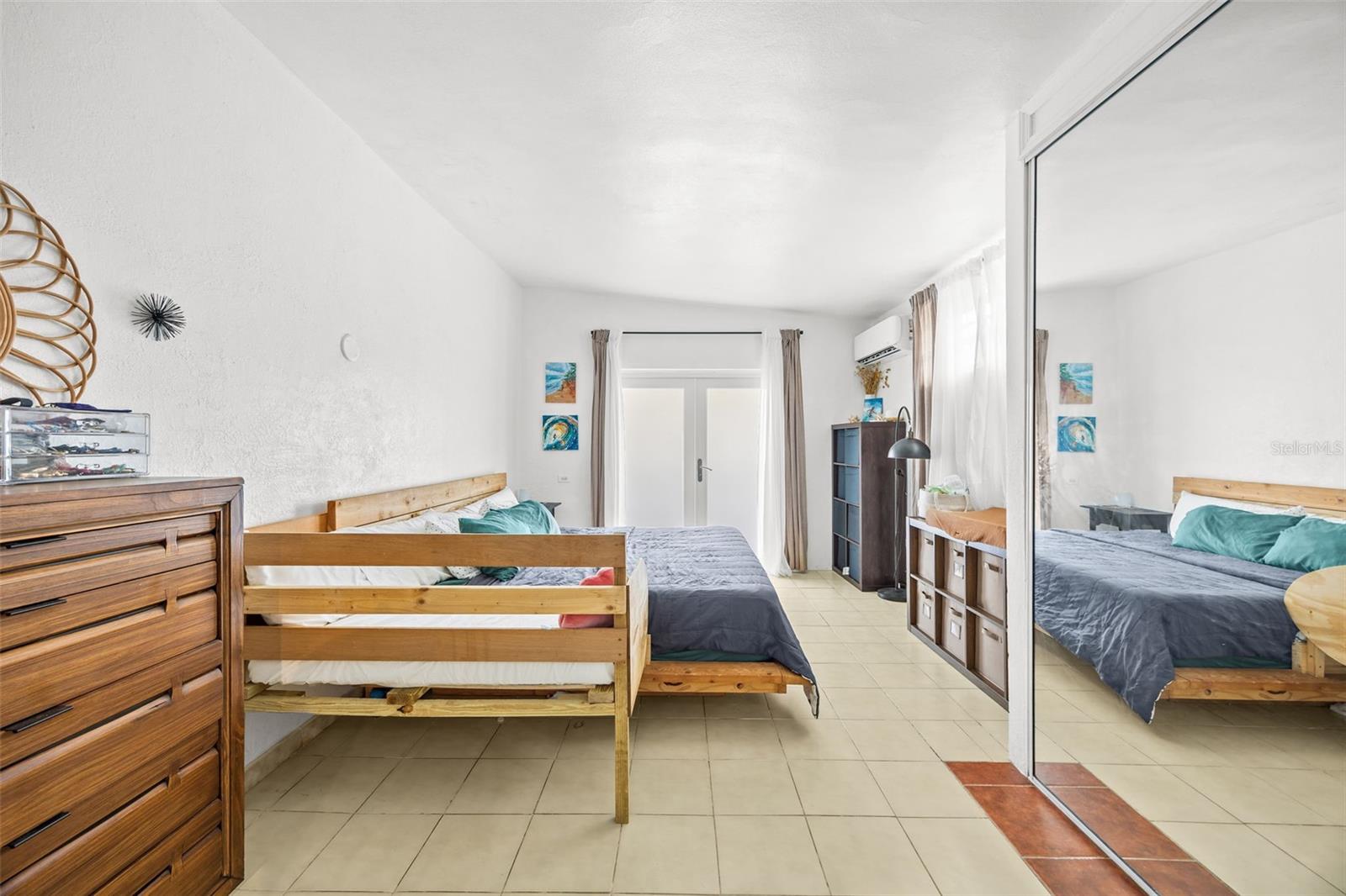 MAMEYAL - Residential