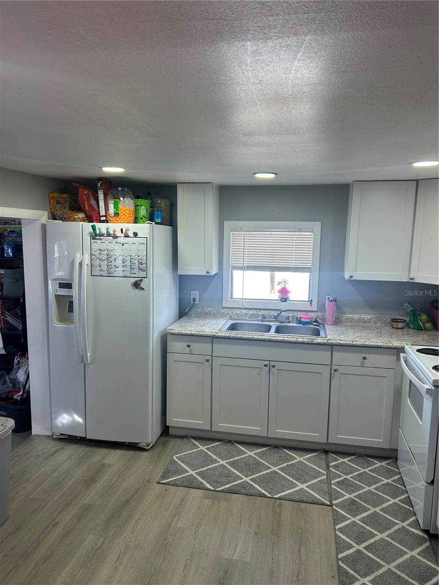 PARKWOOD ACRES - Residential