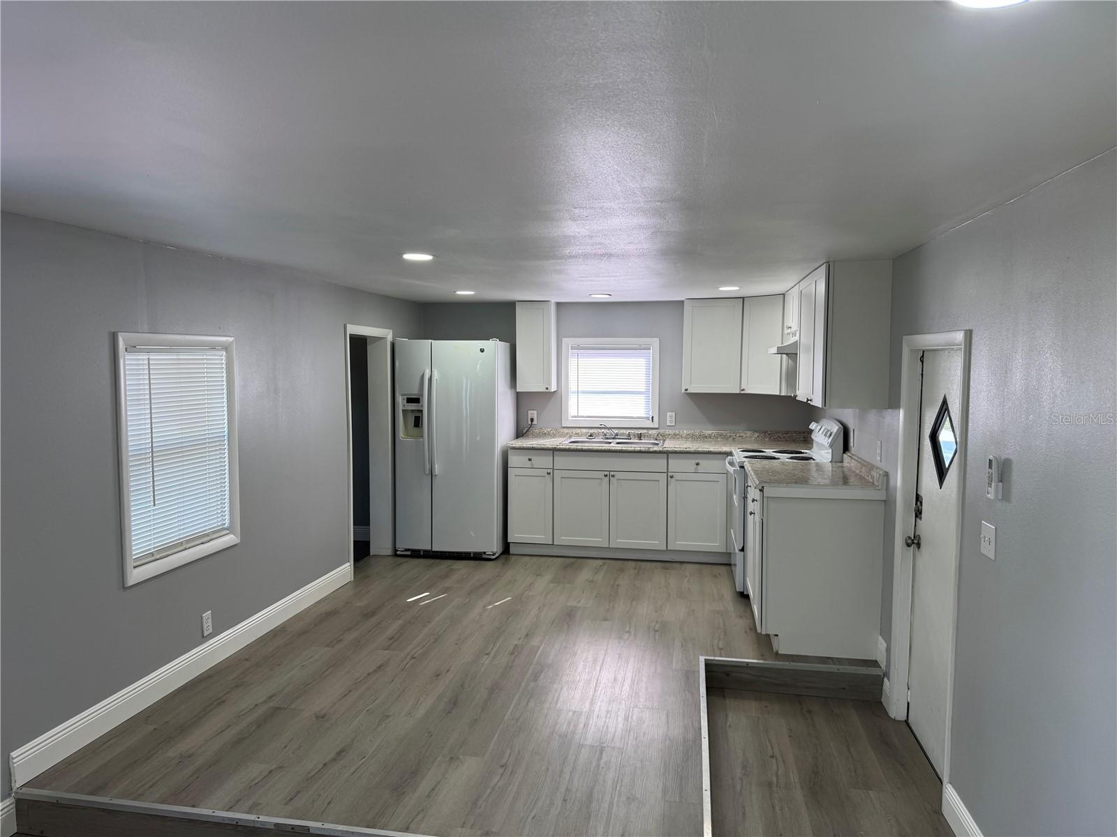 PARKWOOD ACRES - Residential