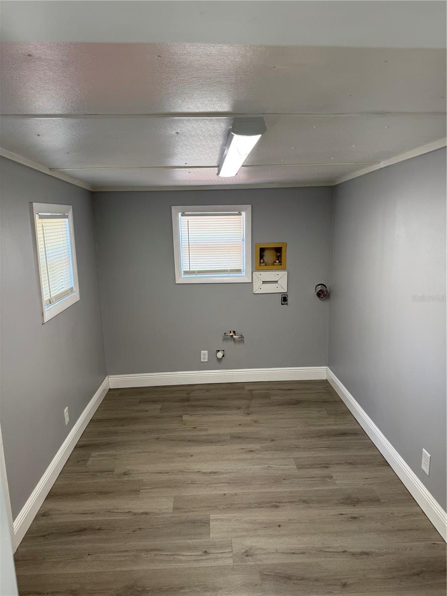 PARKWOOD ACRES - Residential