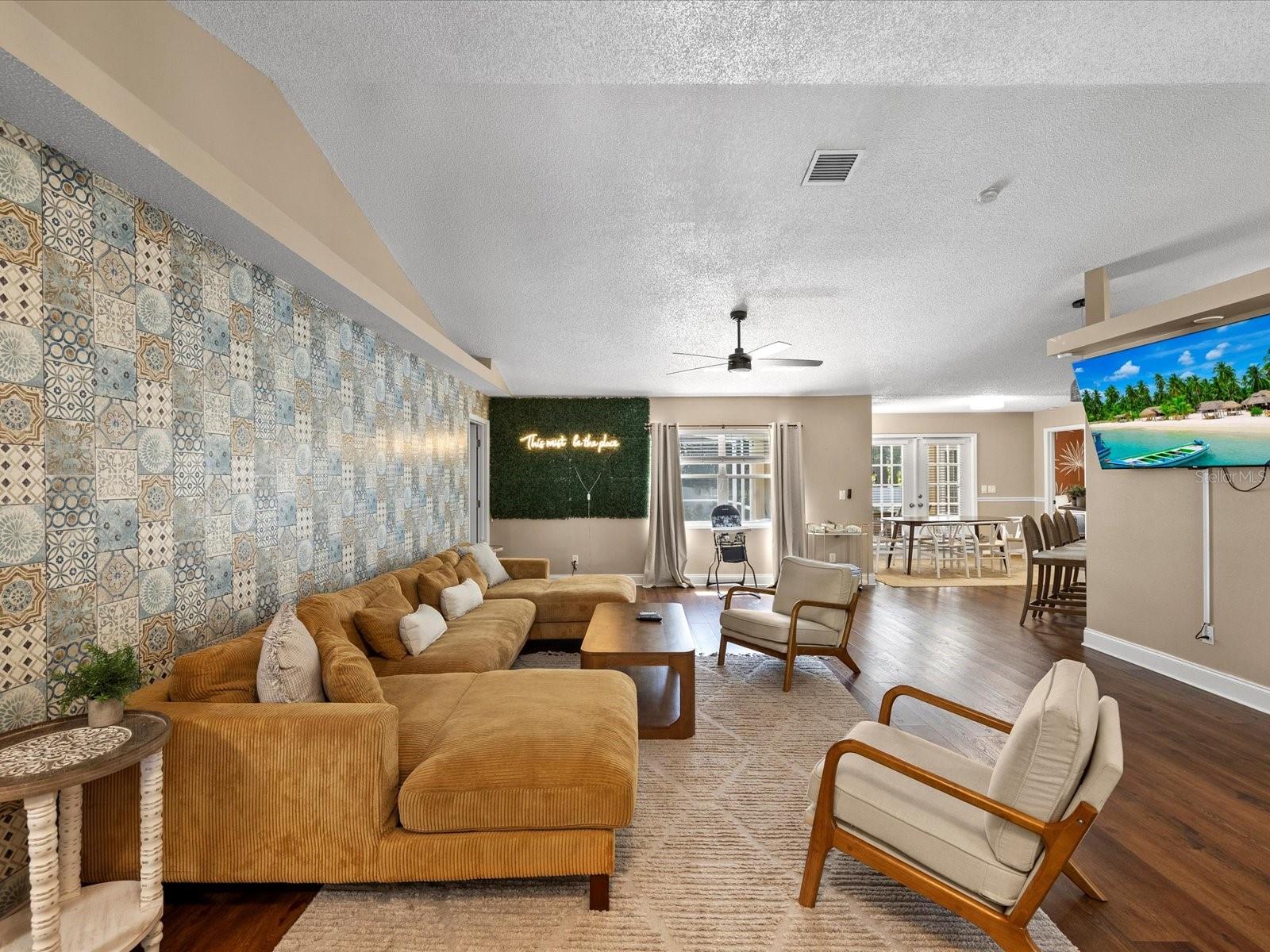 HARBOR VIEW 4 - Residential