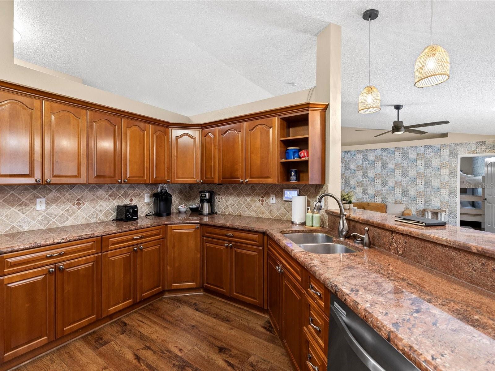 HARBOR VIEW 4 - Residential