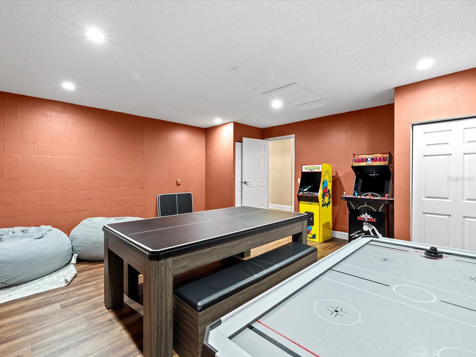 HARBOR VIEW 4 - Residential