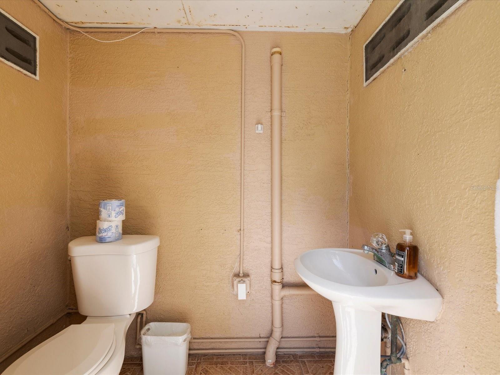 HARBOR VIEW 4 - Residential