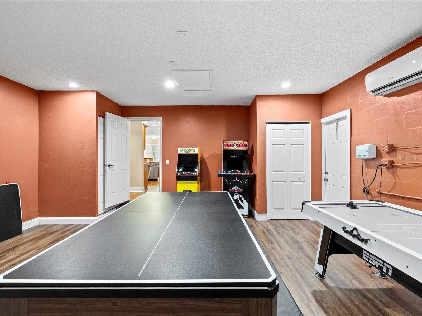 HARBOR VIEW 4 - Residential