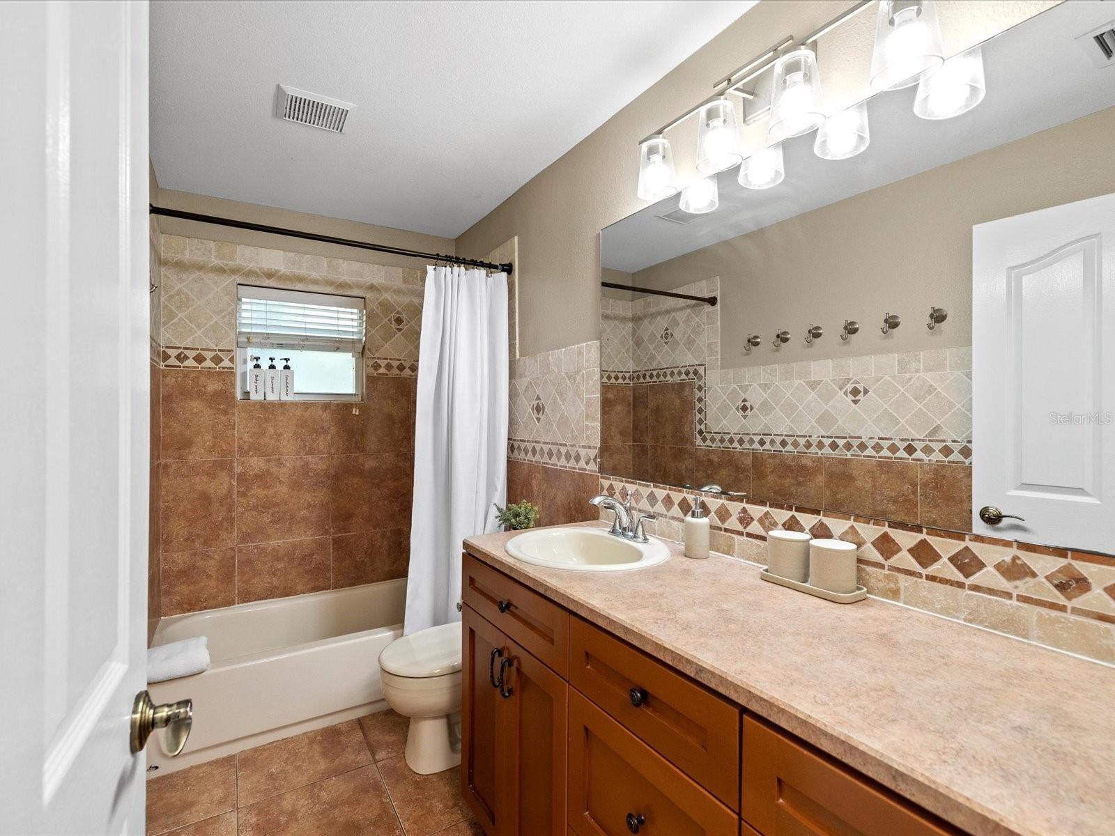 HARBOR VIEW 4 - Residential