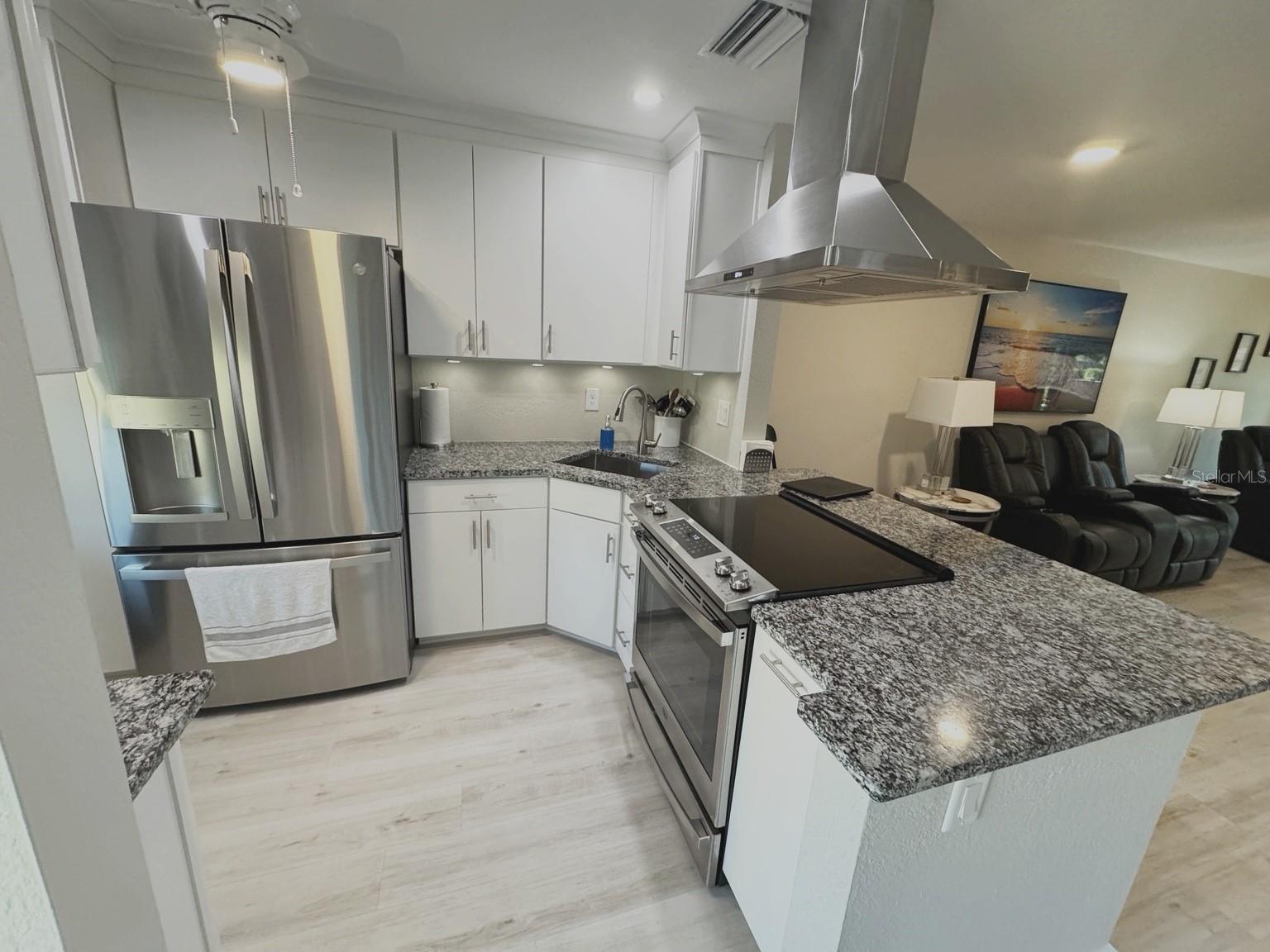 2465 NORTHSIDE DRIVE 2204