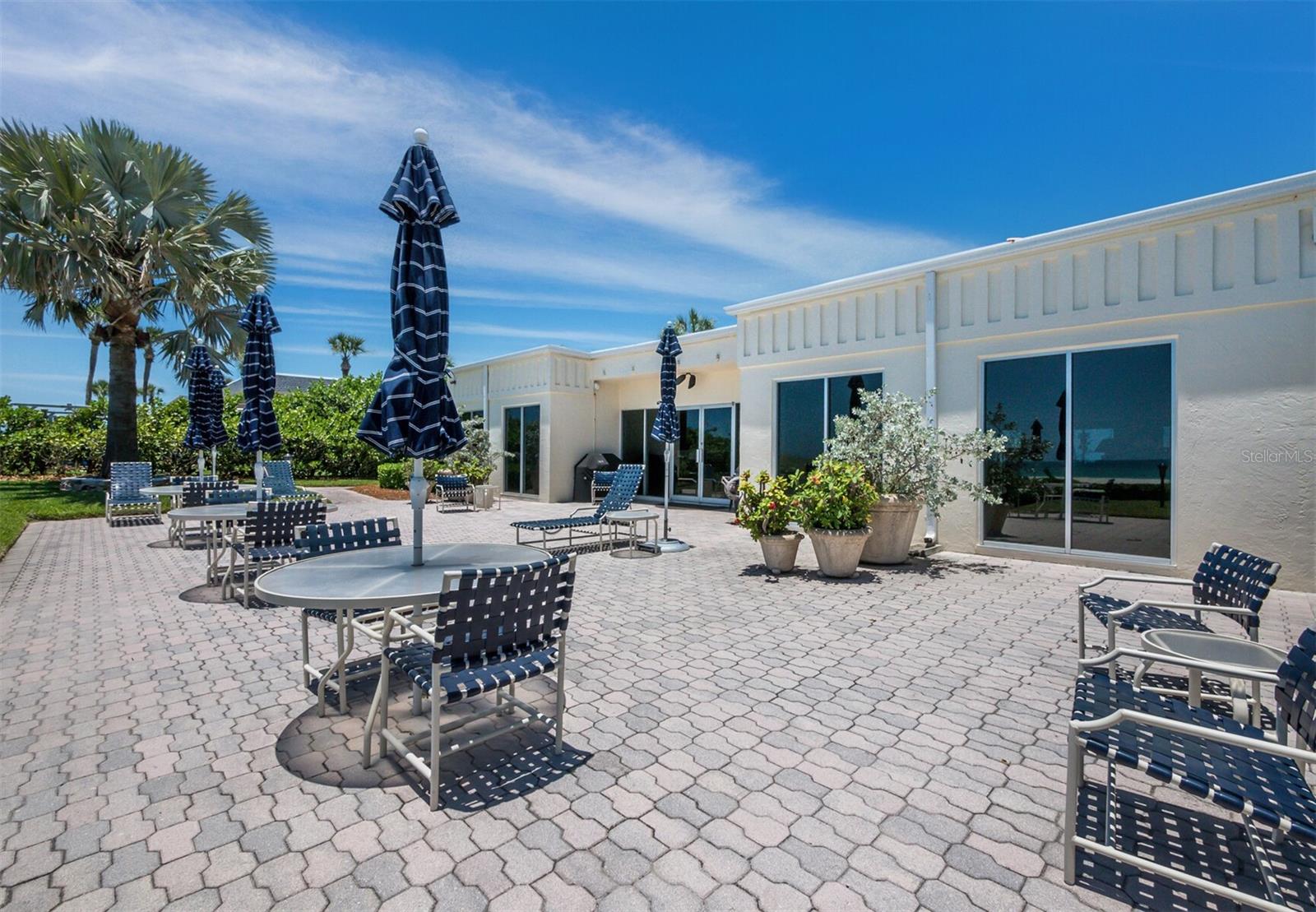 ISLANDS WEST - Residential