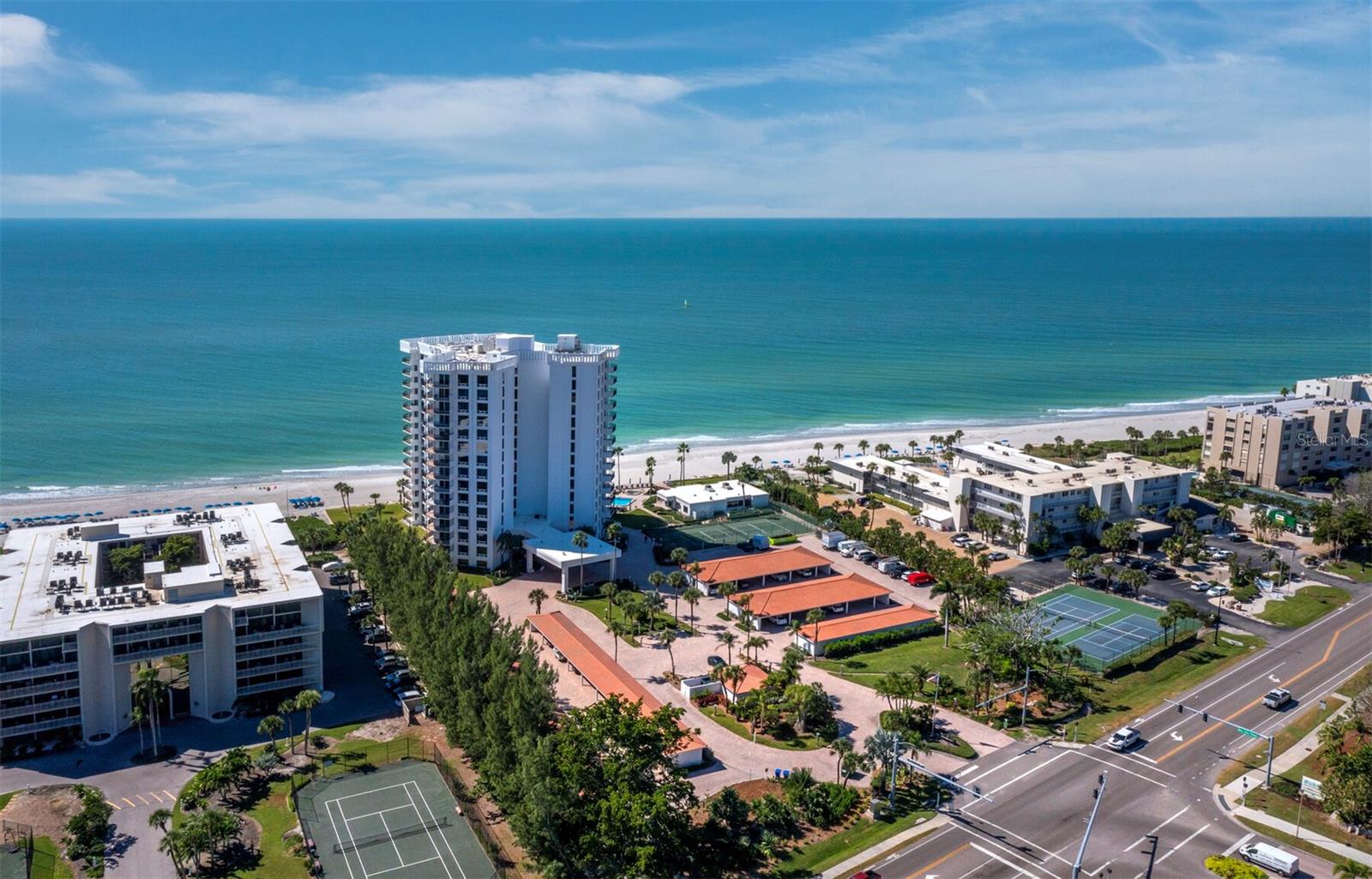 ISLANDS WEST - Residential