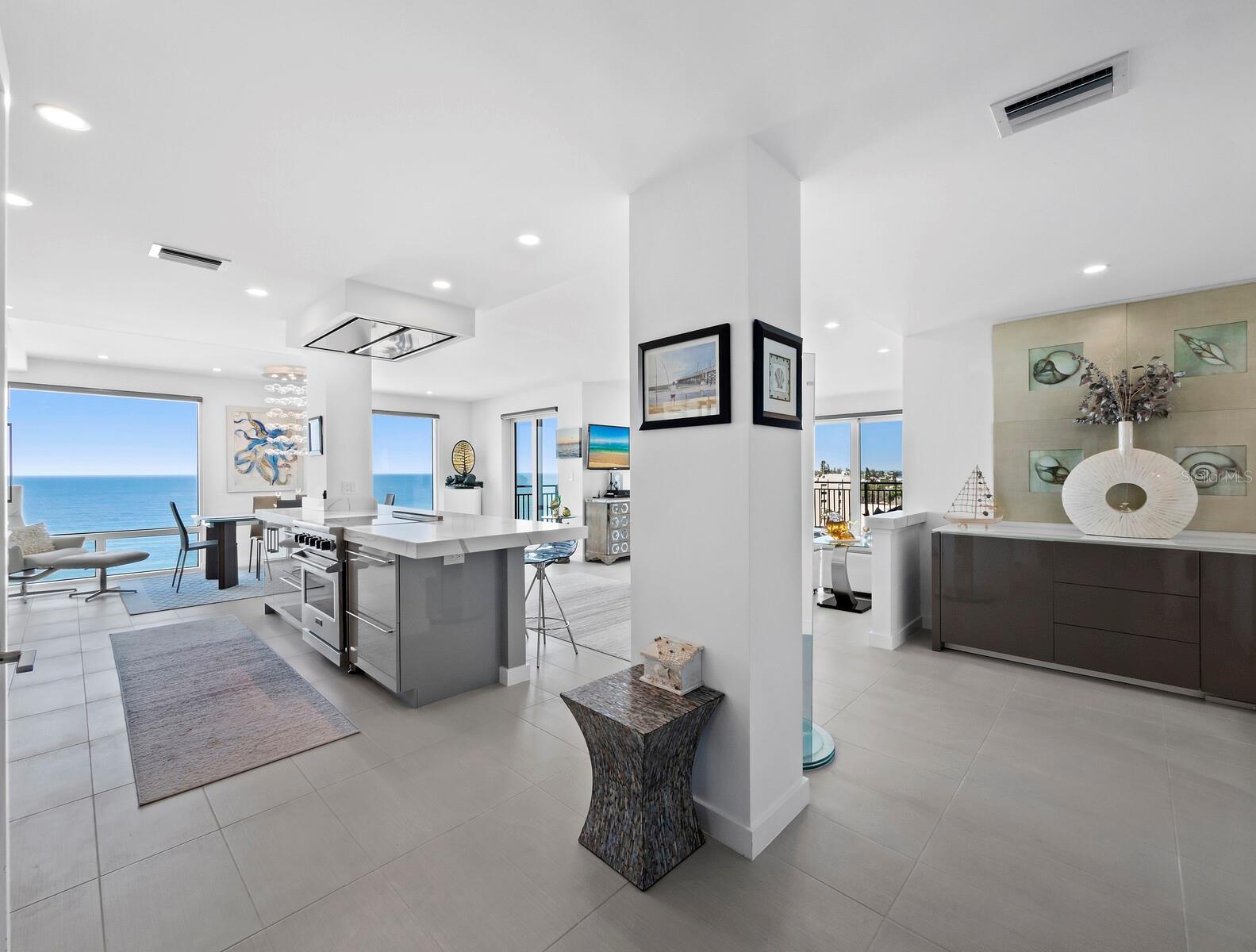 ISLANDS WEST - Residential