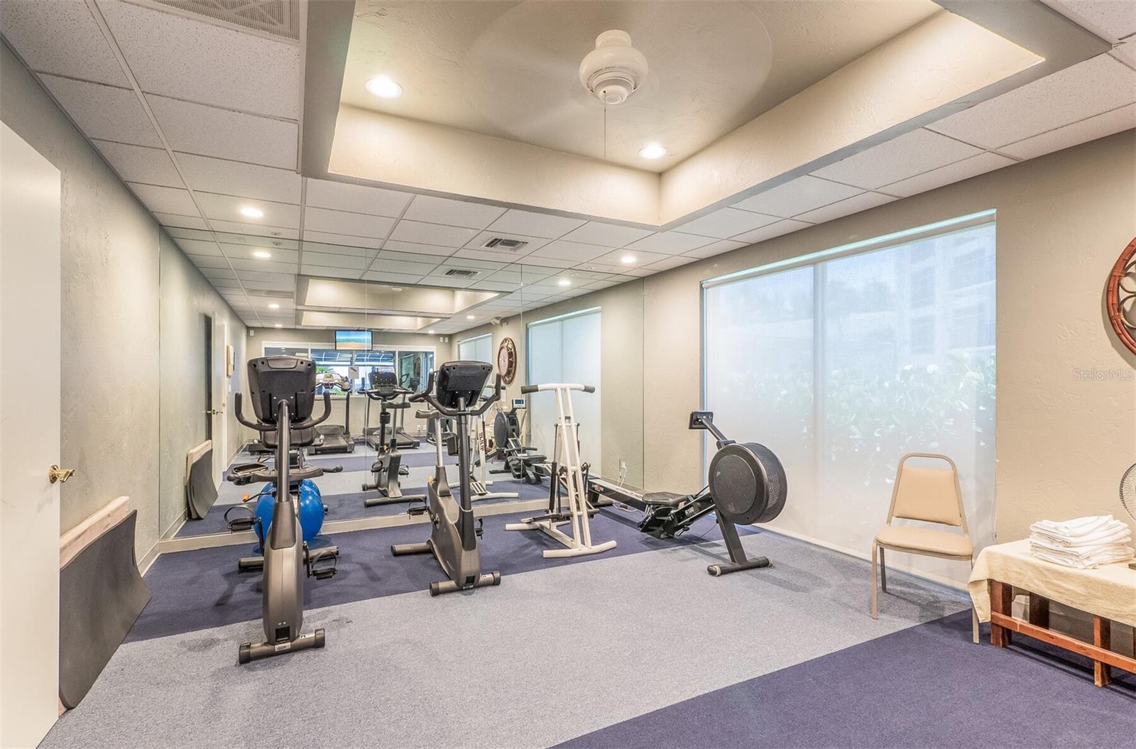 ISLANDS WEST - Residential