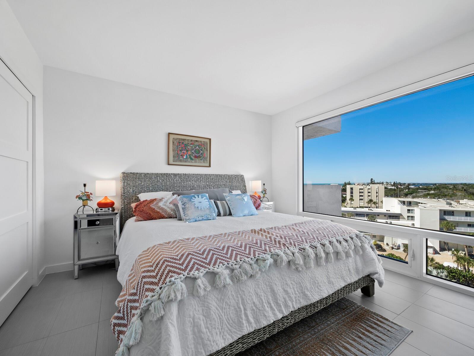 ISLANDS WEST - Residential