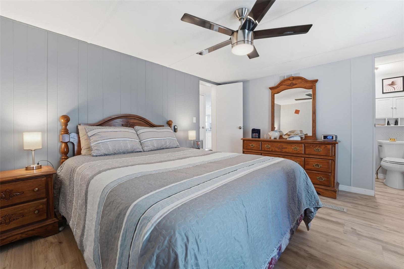 VILLAGE HOLIDAY LAKE - Residential