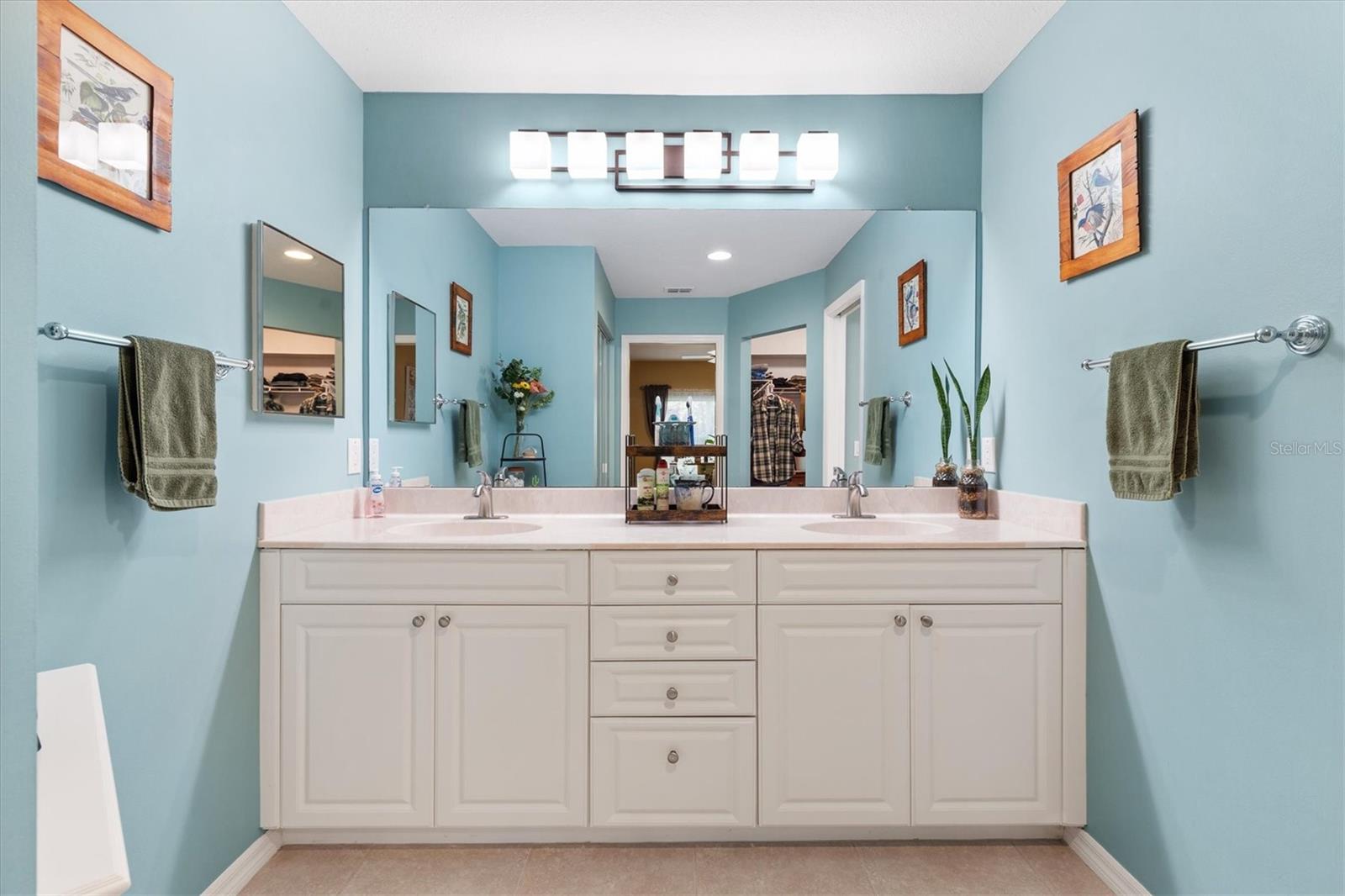 ANCHOR VILLAS/LK MIONA - Residential