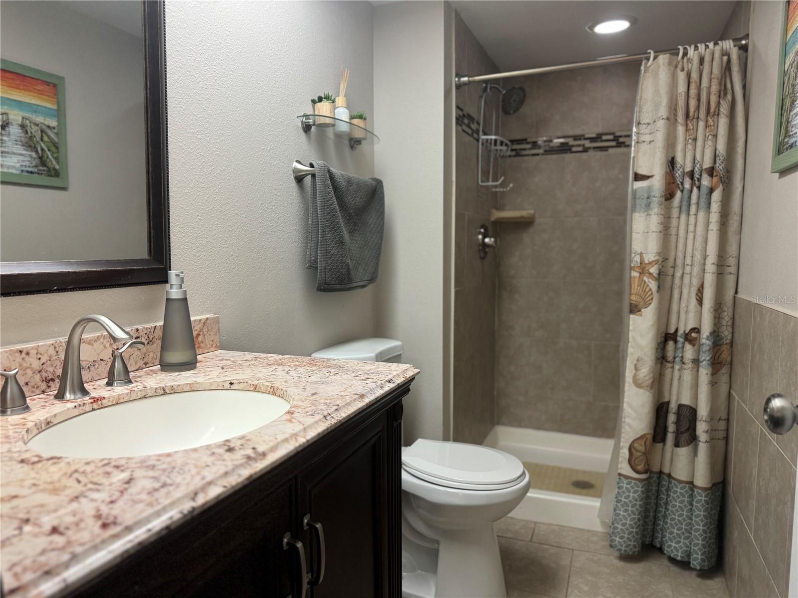 MEADOWS CONDO AT EAST LAKE WOODLANDS - Residential