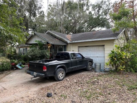 105 PAGE ROAD DAVENPORT FL 33837