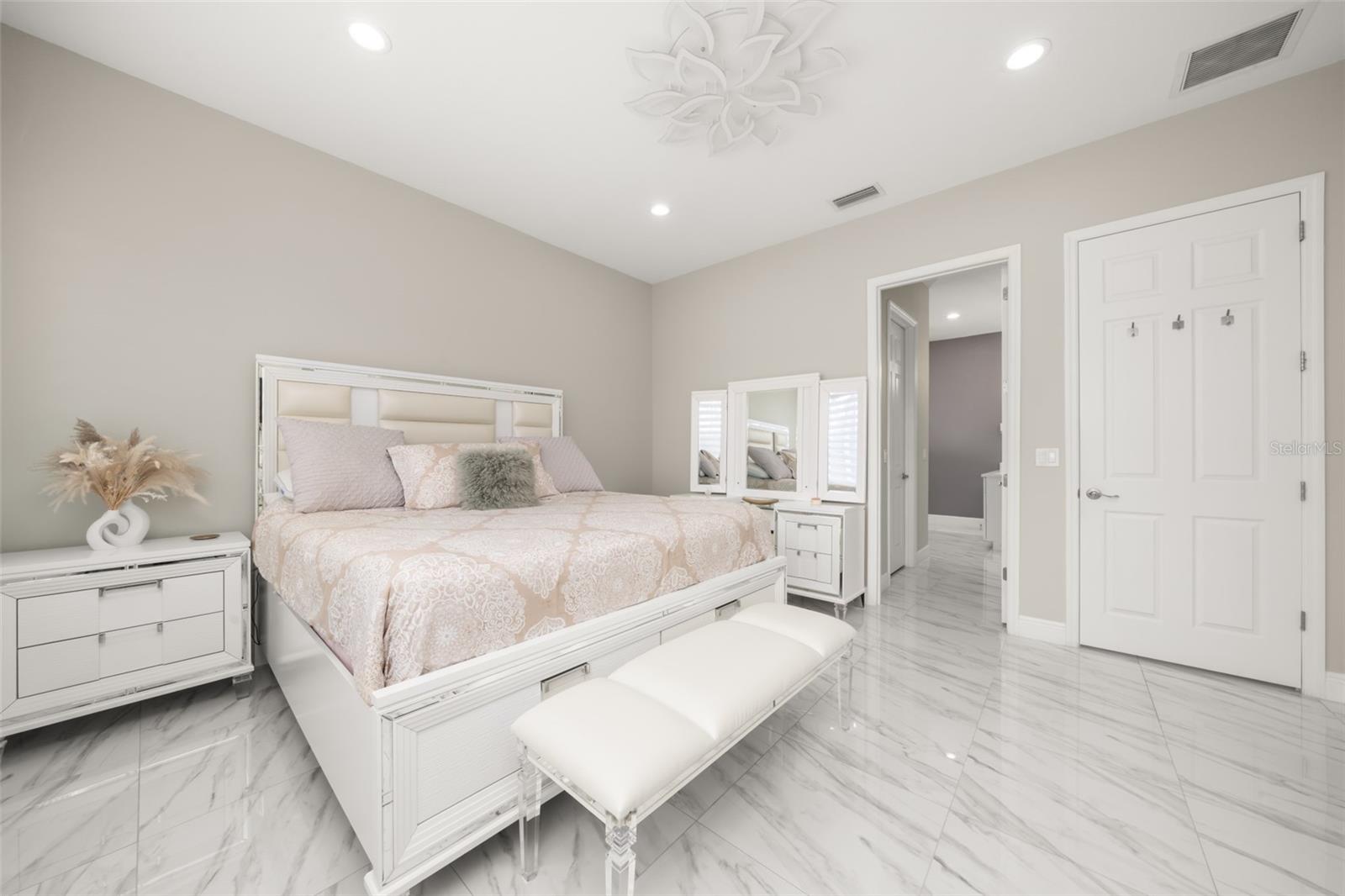 ORANGE BLOSSOM ESTATE - Residential