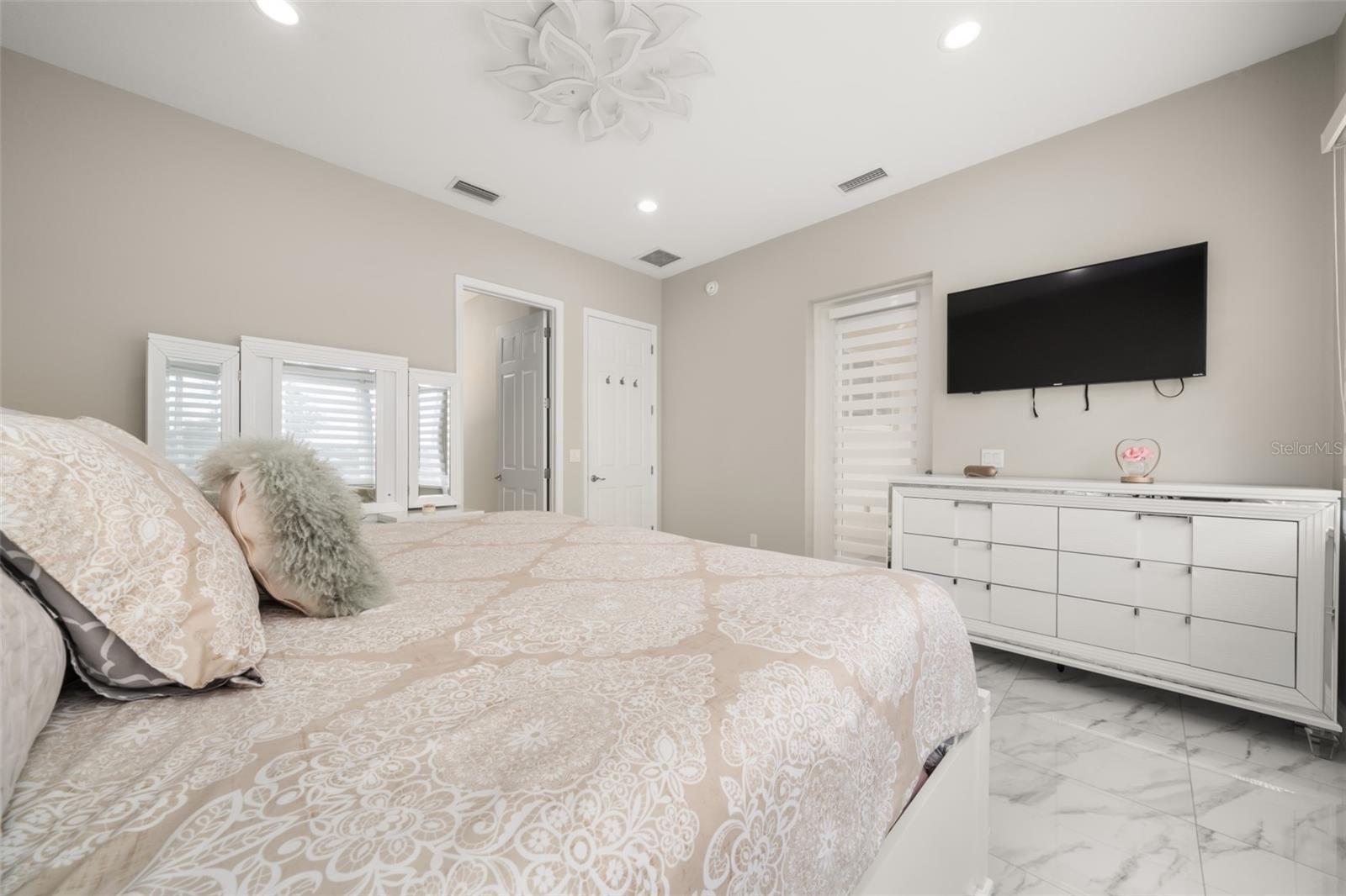 ORANGE BLOSSOM ESTATE - Residential