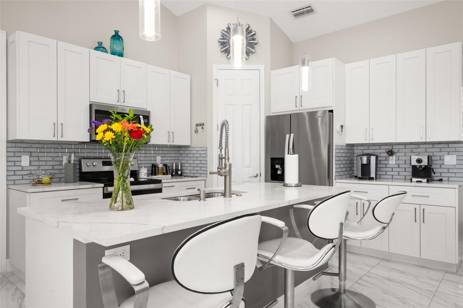 ORANGE BLOSSOM ESTATE - Residential