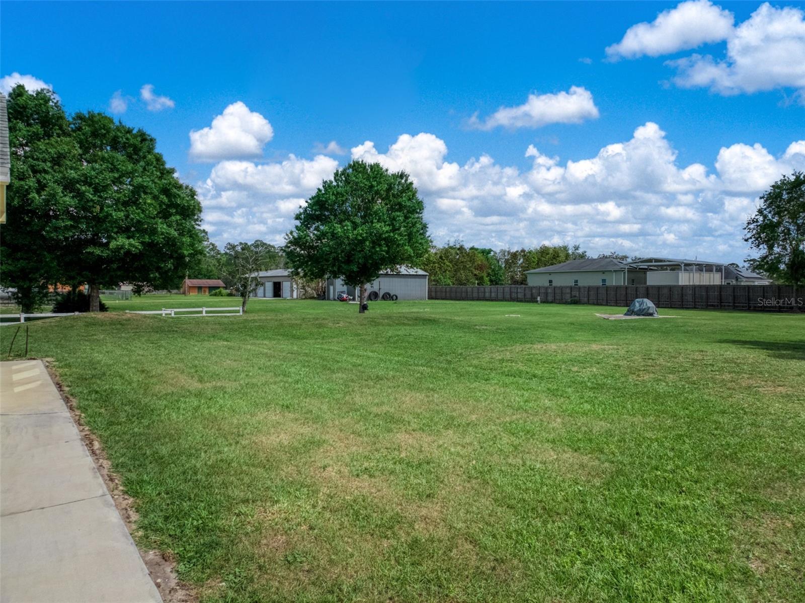 ORANGE BLOSSOM ESTATE - Residential