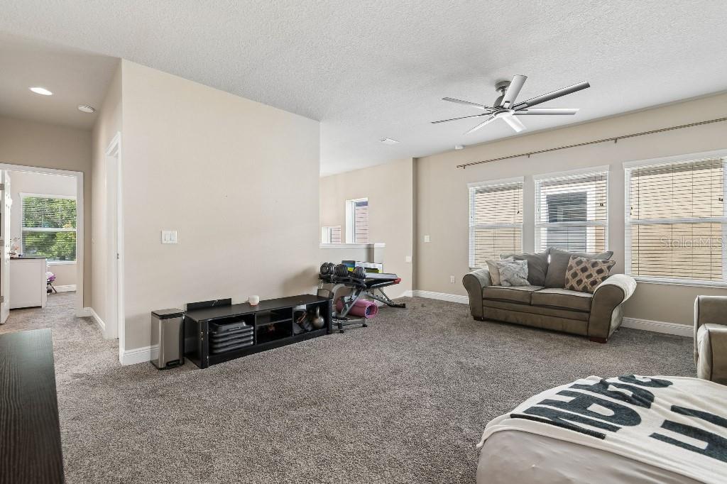 FISHHAWK RANCH WEST PH 1B/1C - Residential