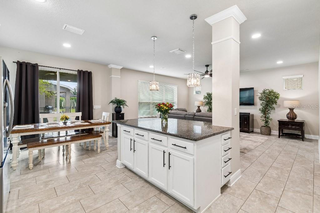 FISHHAWK RANCH WEST PH 1B/1C - Residential