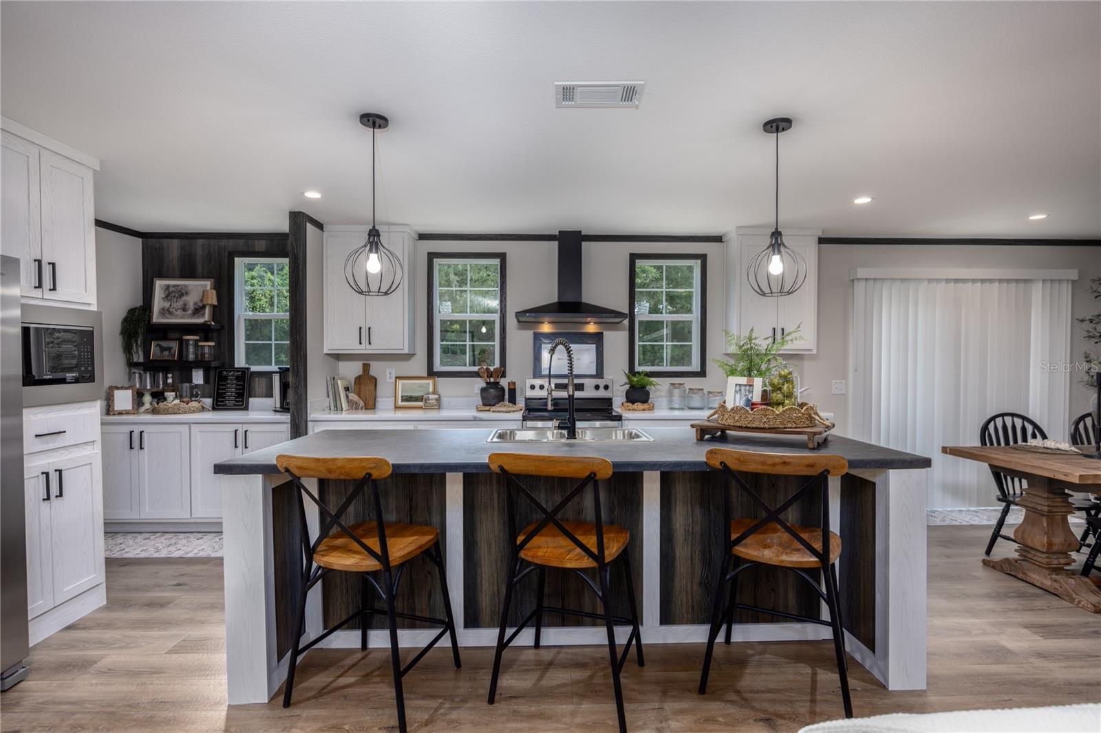 THREE RIVERS ESTATES - Residential