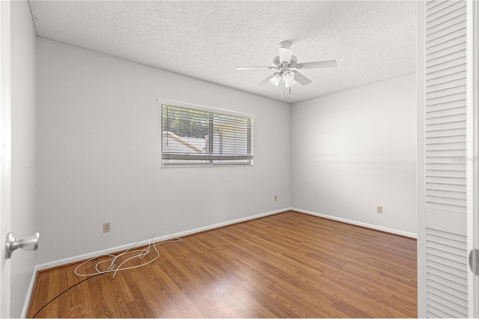 ON TOP OF THE WORLD - Residential