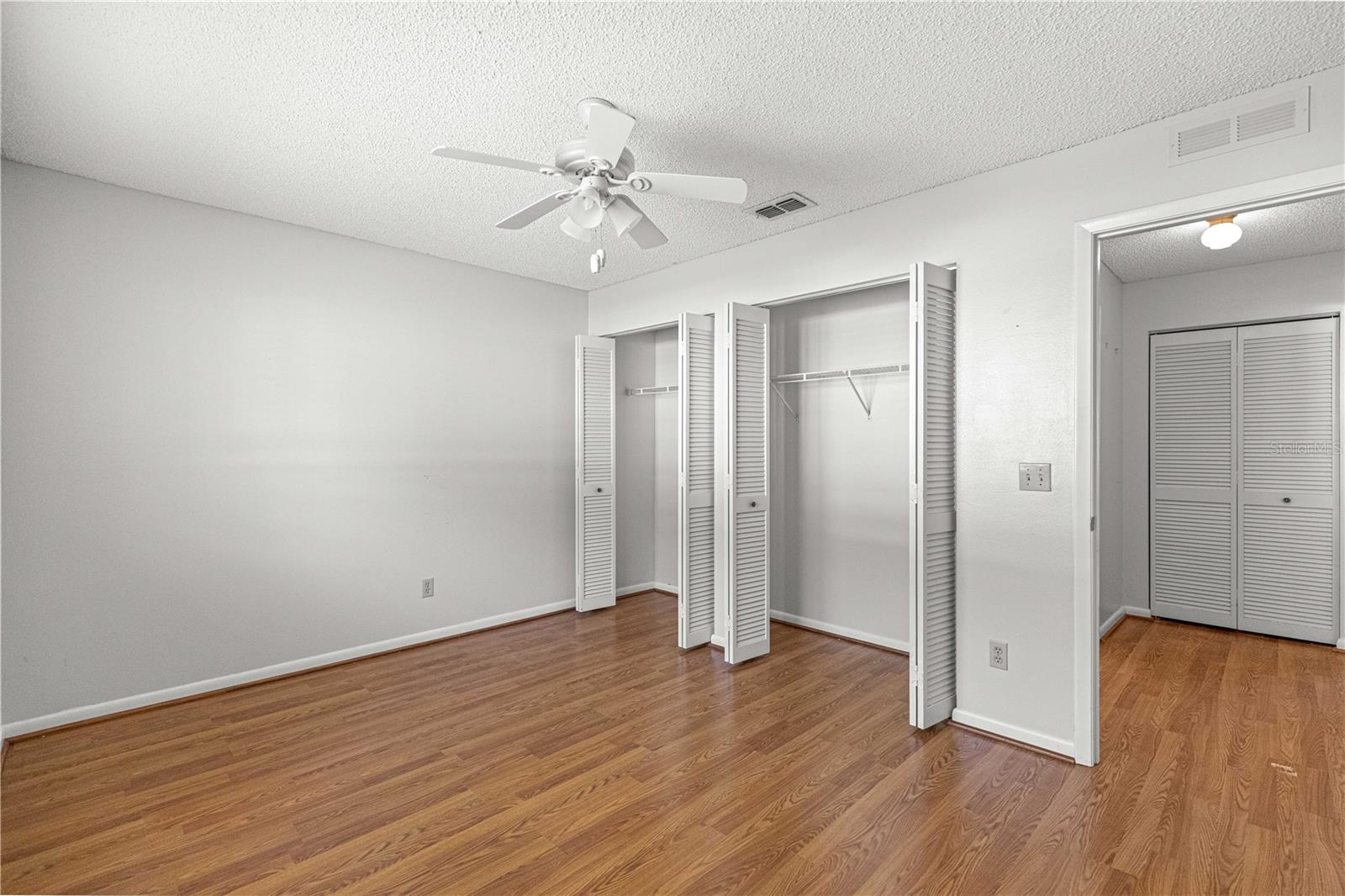 ON TOP OF THE WORLD - Residential