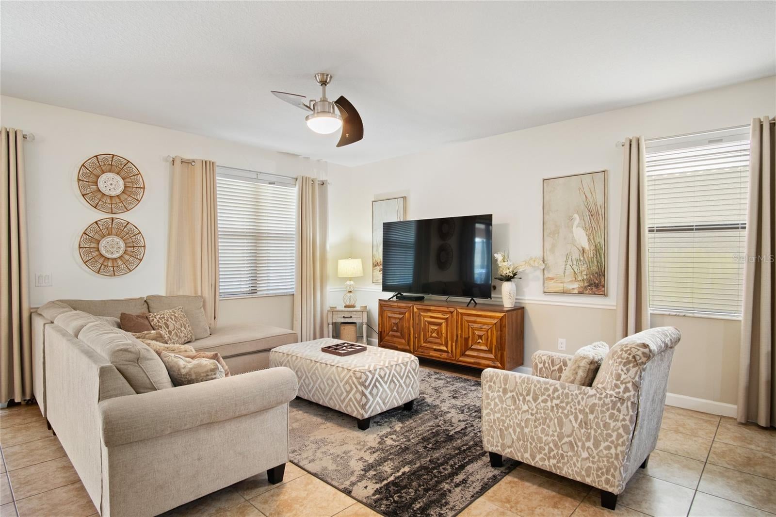 1464 MOON VALLEY DRIVE