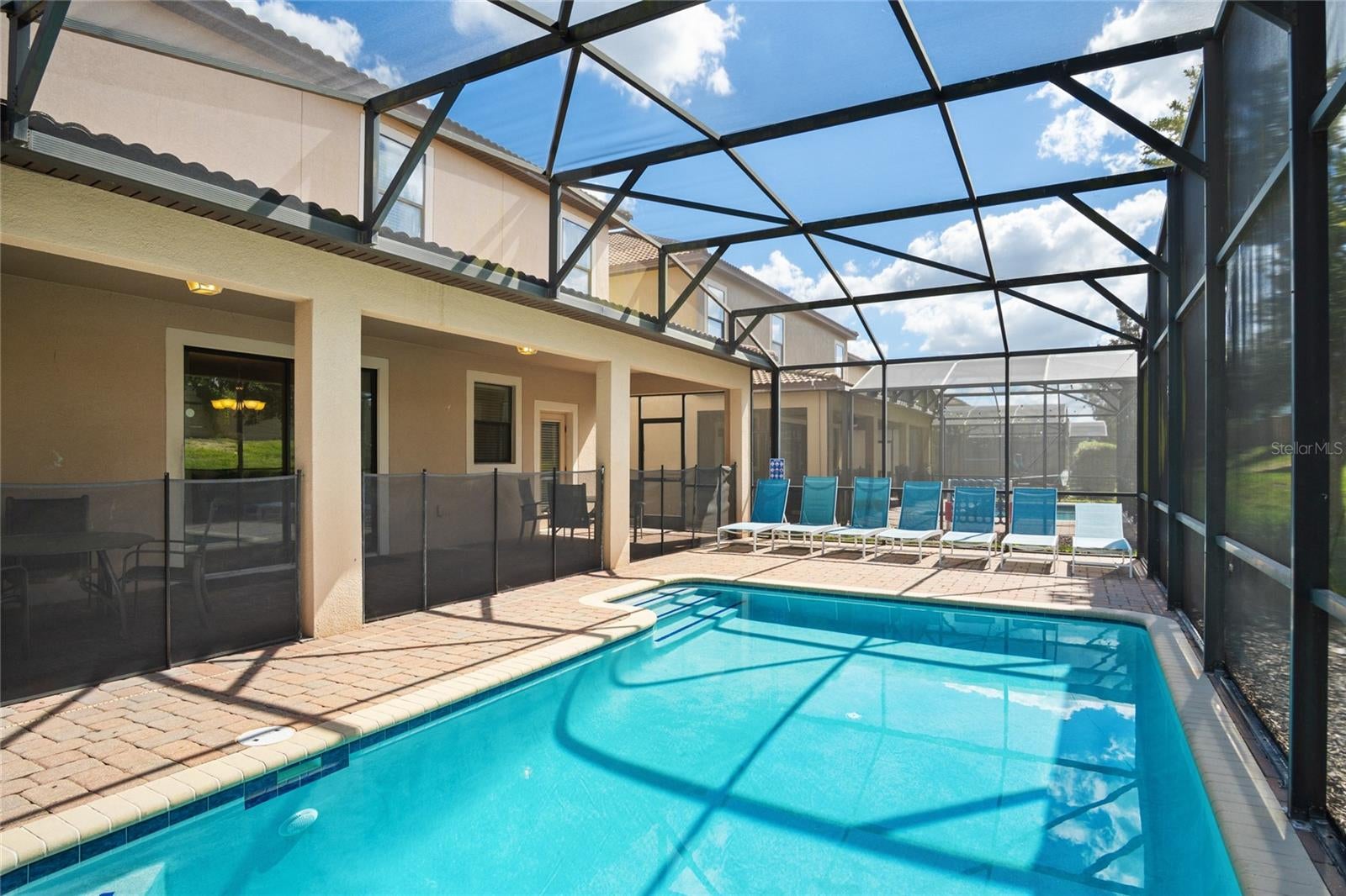 1464 MOON VALLEY DRIVE