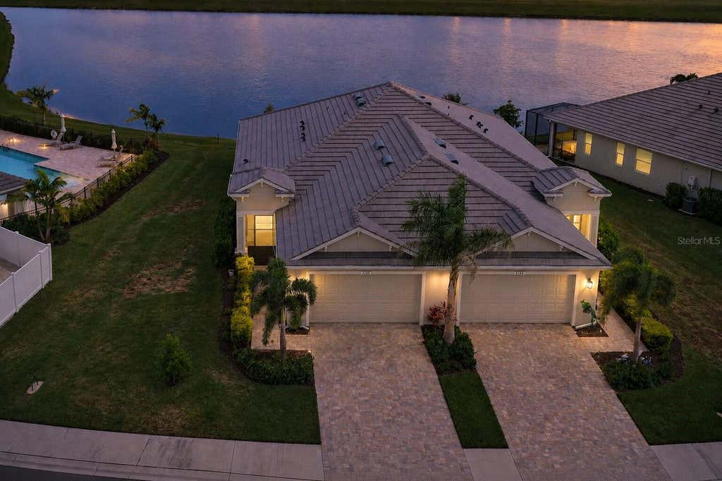 Photo of 4144 Golden Creek Terrace, Parrish, FL 34219 (MLS # A4700948)